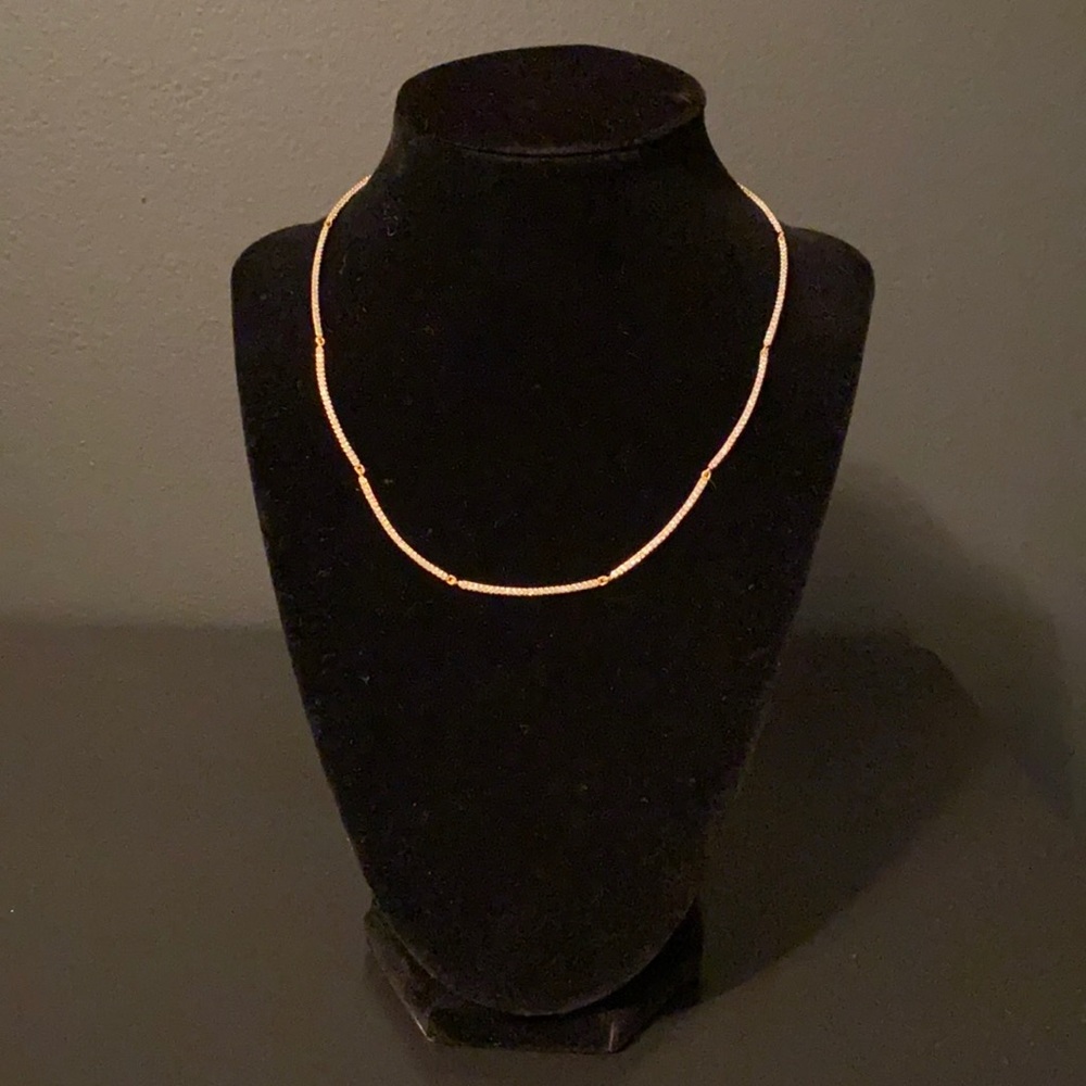 Henri Bendel luxe necklace. Gold.